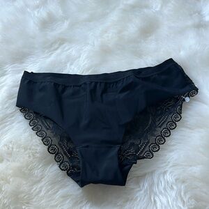 DeJardim intimate underwear NWOT